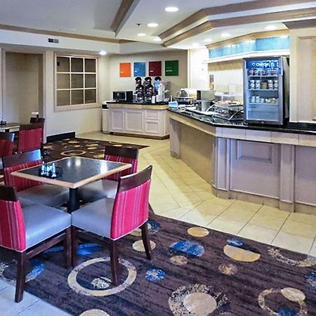 Comfort Suites Fort Wayne - Southwest Eksteriør bilde