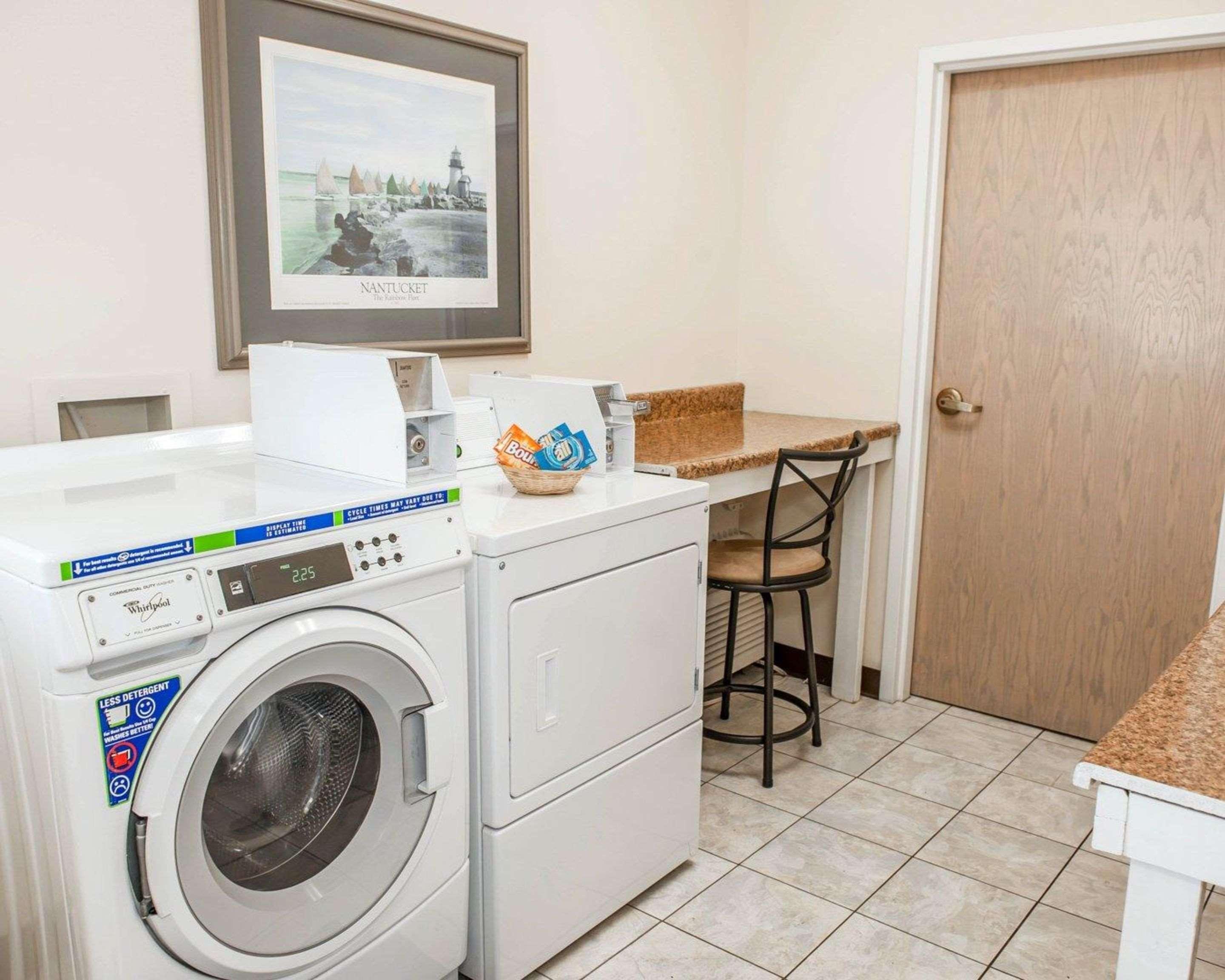 Comfort Suites Fort Wayne - Southwest Eksteriør bilde